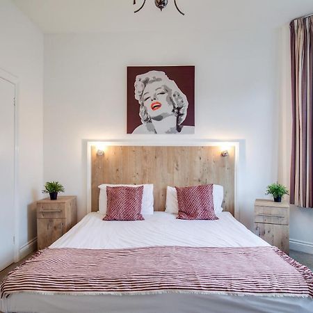 Oyo Tamtam Acton Hotel London Ngoại thất bức ảnh